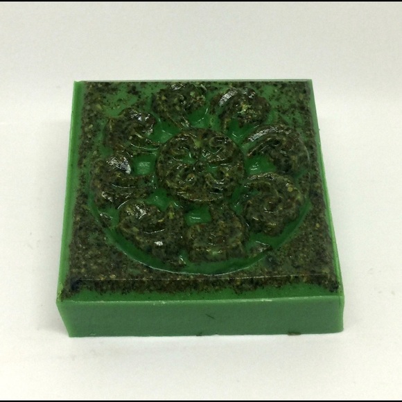 Seaweed Soap 🧼 - Picture 2 of 3